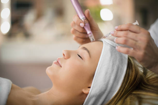 Embracing Radiance: Navigating the World of Chemical Peels and Microneedling